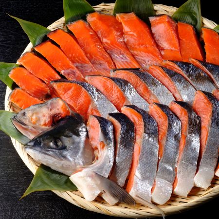 ＜ヤマノ＞低温熟成　北洋紅鮭　甘塩1.8kg～2.0kg