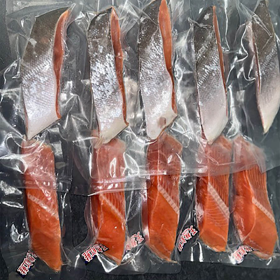 ＜函館 弘成＞自家製イクラ醤油漬け200g&天然甘口紅鮭10切れセット