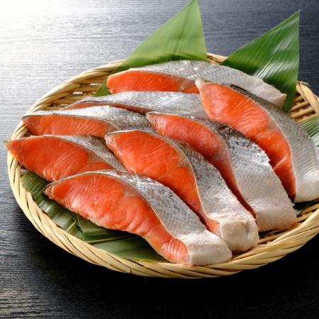 ＜はこだて自由市場　やな商店＞熟成甘塩「紅鮭」（個包装）8切