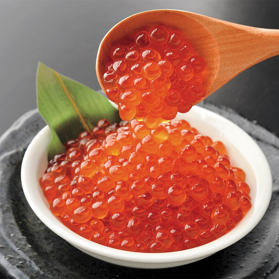 ＜弘成＞「いくら醤油漬け」100gx2（計200g）【3ヵ月定期便】