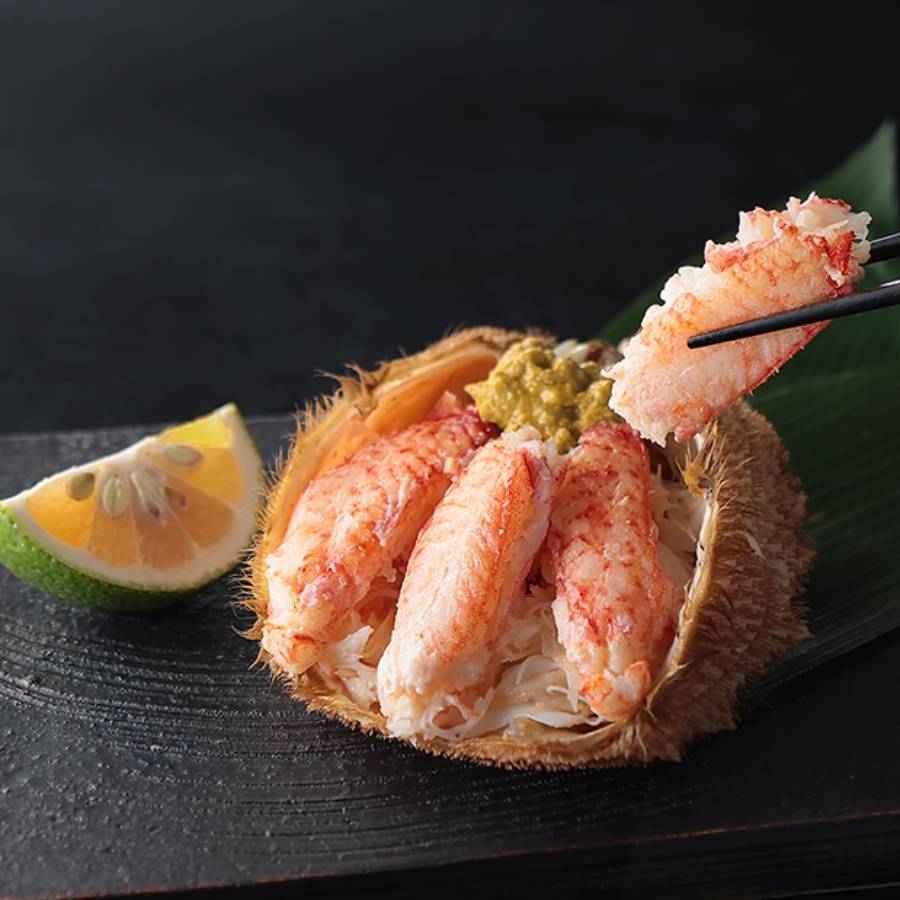 【もったいない！を食べよう】＜弘成＞”足折れ”ボイル「毛蟹」（サイズ不揃い・小型・傷）1kg（3～４尾）