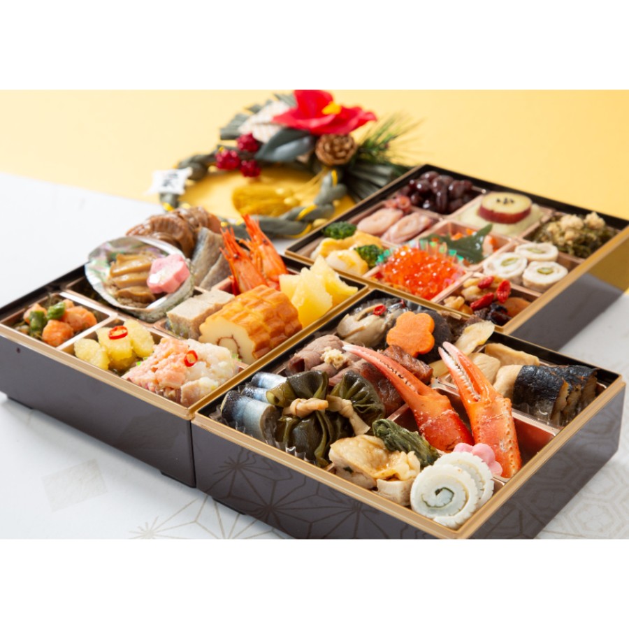 <中央水産>北海道産素材のおせち 5.5寸3段重 41品【12月27~30日にお届け】