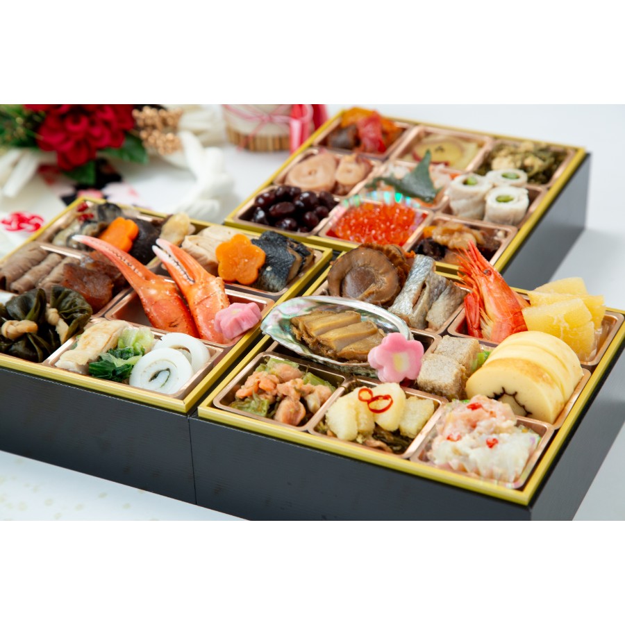 ＜中央水産＞北海道産素材のおせち  5.5寸3段重 40品【12月27～30日にお届け】