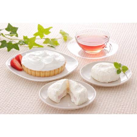 ＜岩瀬牧場＞牧場の淡雪とクレームダンジュセット