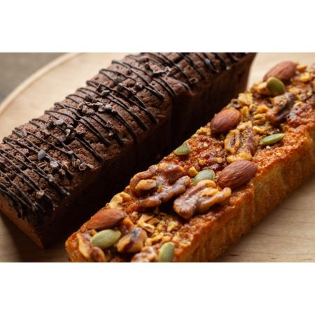 ＜サッカムセタナイ＞濃厚な2つのパウンドケーキ