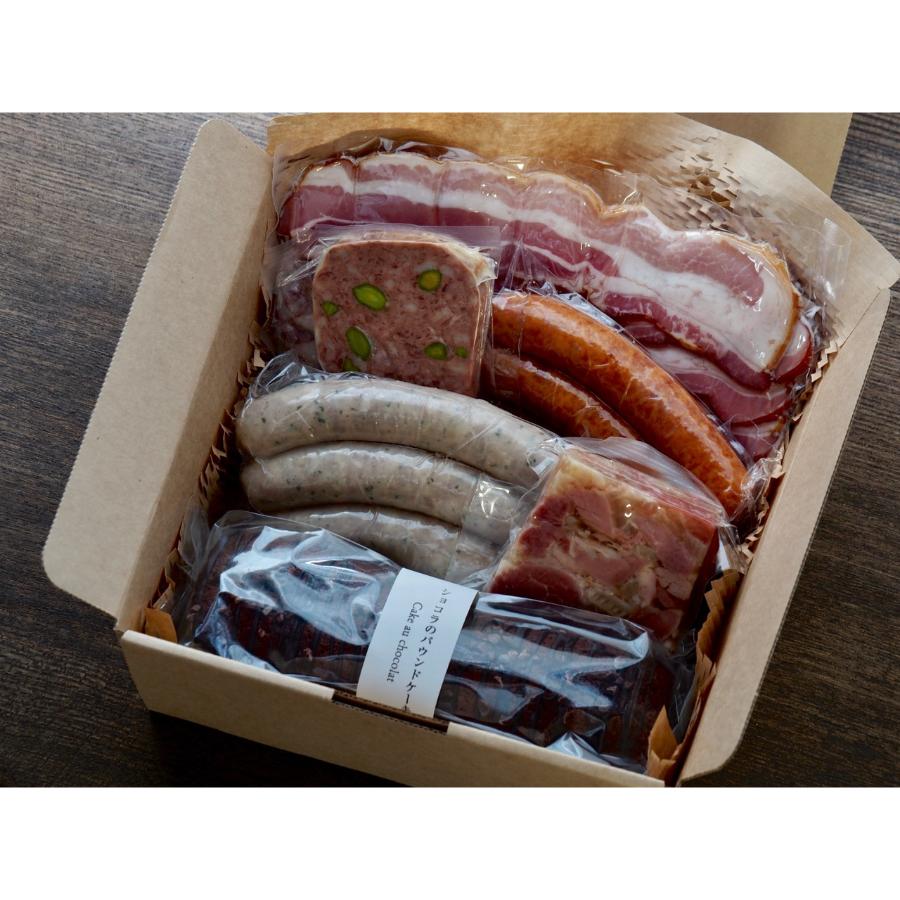 ＜サッカムセタナイ＞豪華な食卓6品セット
