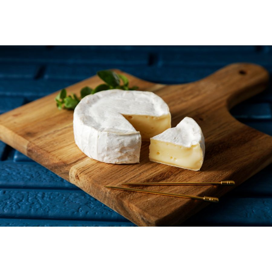 ＜よつ葉乳業＞チーズとバターの食べ比べセット