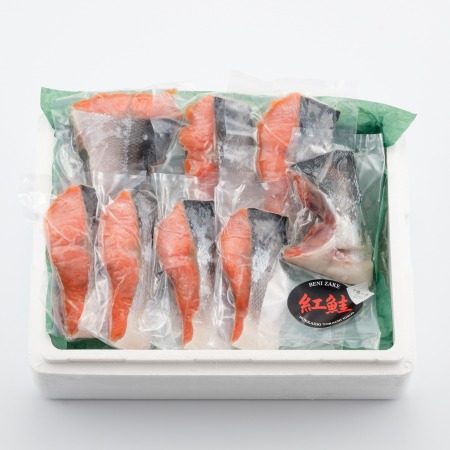 北海道産紅鮭切身　半身900g