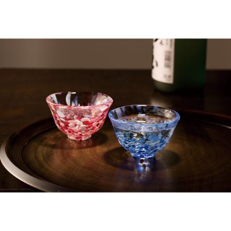 ＜津軽びいどろ＞盃ペア(桜吹雪/岩清水)