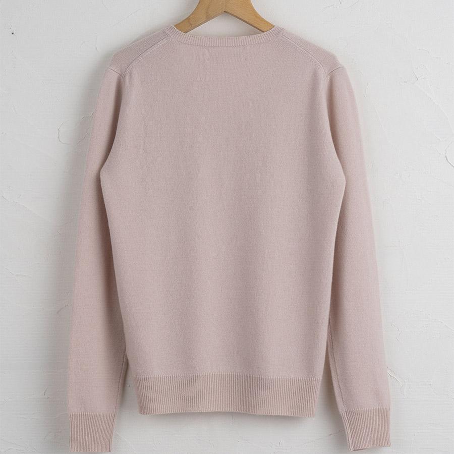<SHIRATA KNITWORKS/白田のカシミヤ>Vネックプルオーバー ベビーカシミヤ100%【度詰】アイスピンク(紳士LL)