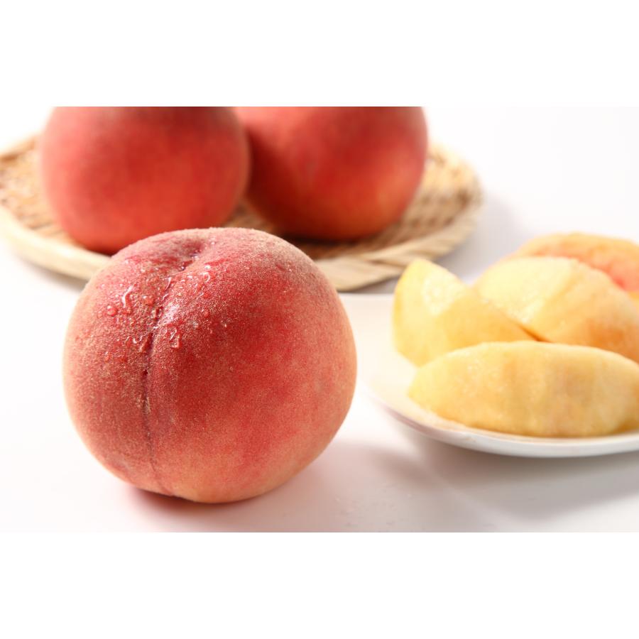 ＜アンスリーファーム＞柔らかめの白桃　秀品　品種おまかせ　2kg