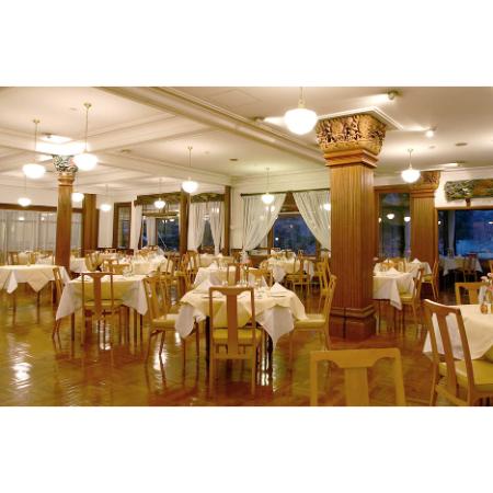 ＜日光金谷ホテル＆中禅寺金谷ホテル＞レストランクーポン券（ランチ）1万円分