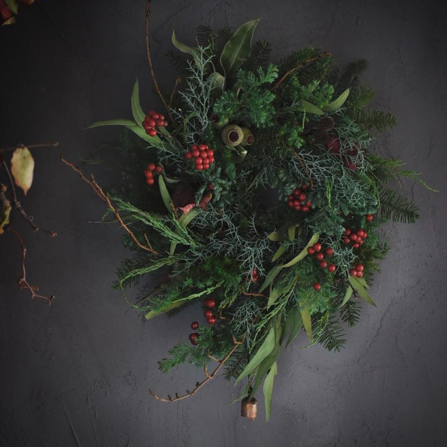 <she is matilda.>クリスマスリース Lサイズ