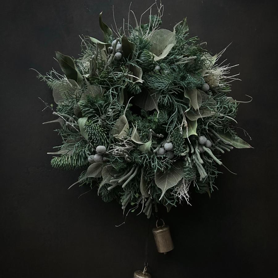 <she is matilda.>クリスマスリース スタンダードサイズ