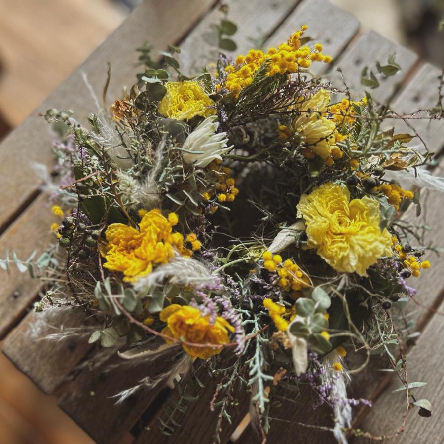 <she is matilda.>季節のレコメンドリース 春