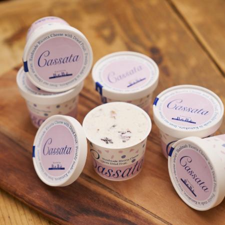 ＜Latteria BeBe Kamakura＞自家製リコッタのアイスケーキ『カッサータ』