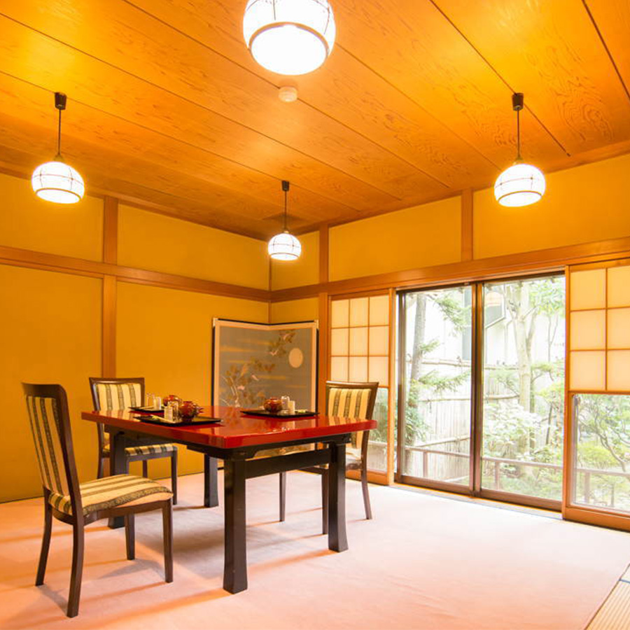 <料亭かも川本館>佐渡ゴールドサーモンの長岡越後味噌漬8切入