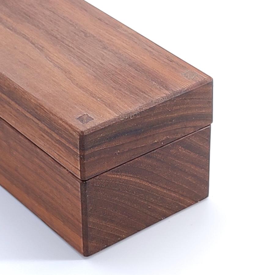 ＜台屋＞鰹節削り器　赤香　ウォルナット×青紙