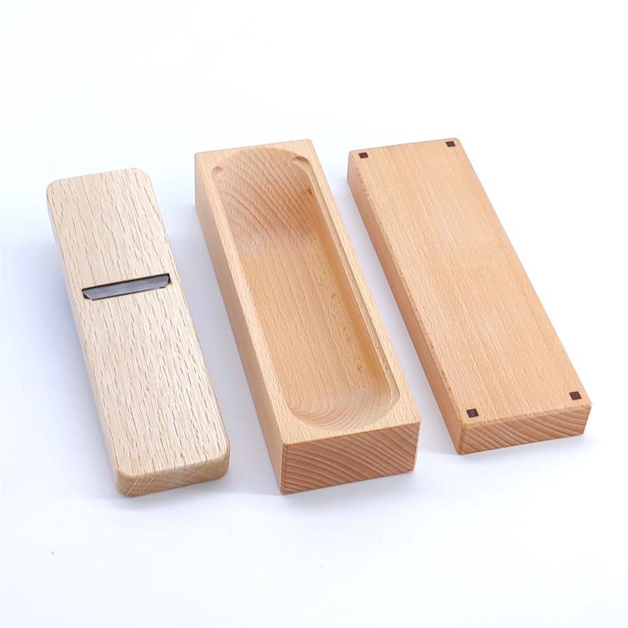 ＜台屋＞鰹節削り器　赤香　ブナ×青紙