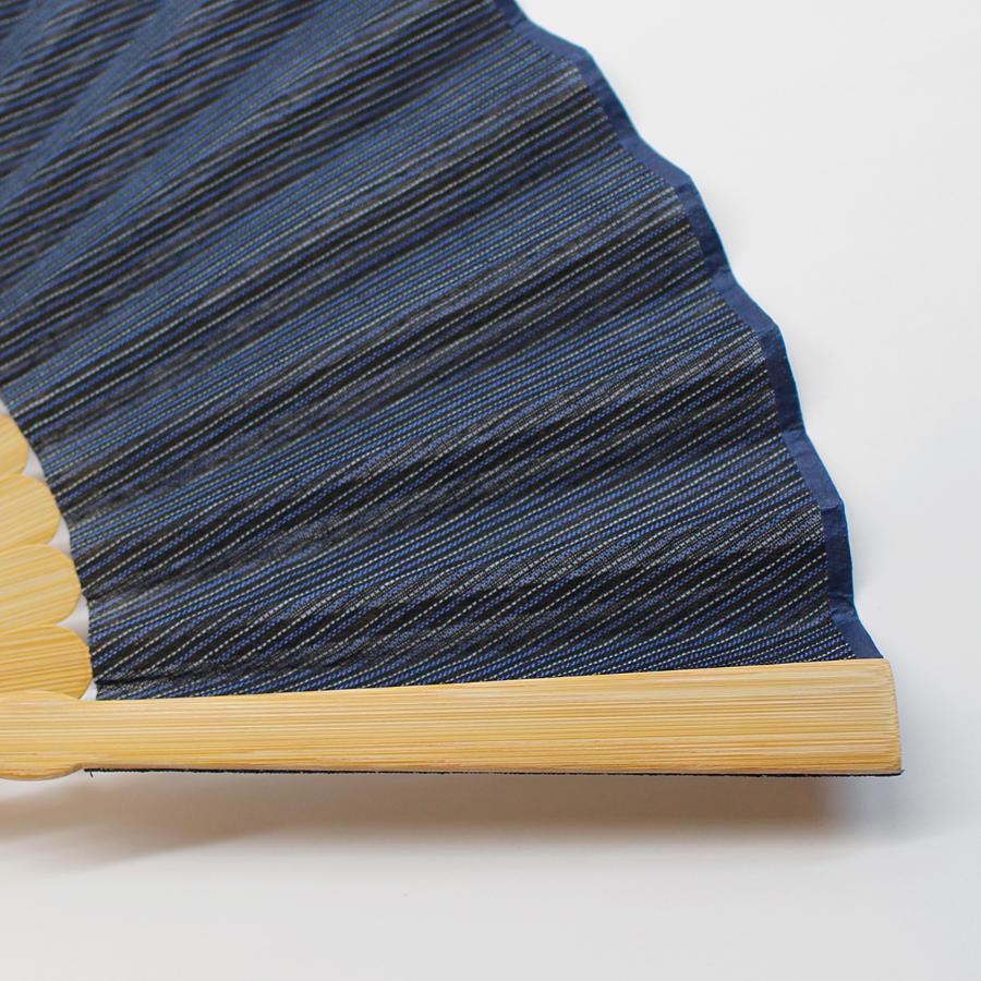 <IONO>小千谷縮 扇子 縞 紺