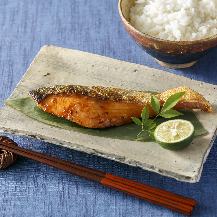 ＜千年鮭きっかわ＞塩引鮭3切化粧箱入