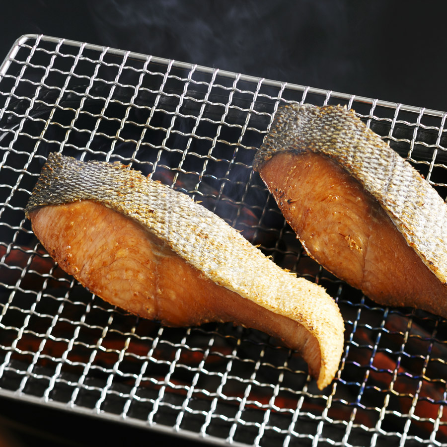 ＜千年鮭きっかわ＞塩引鮭半身　SS-80