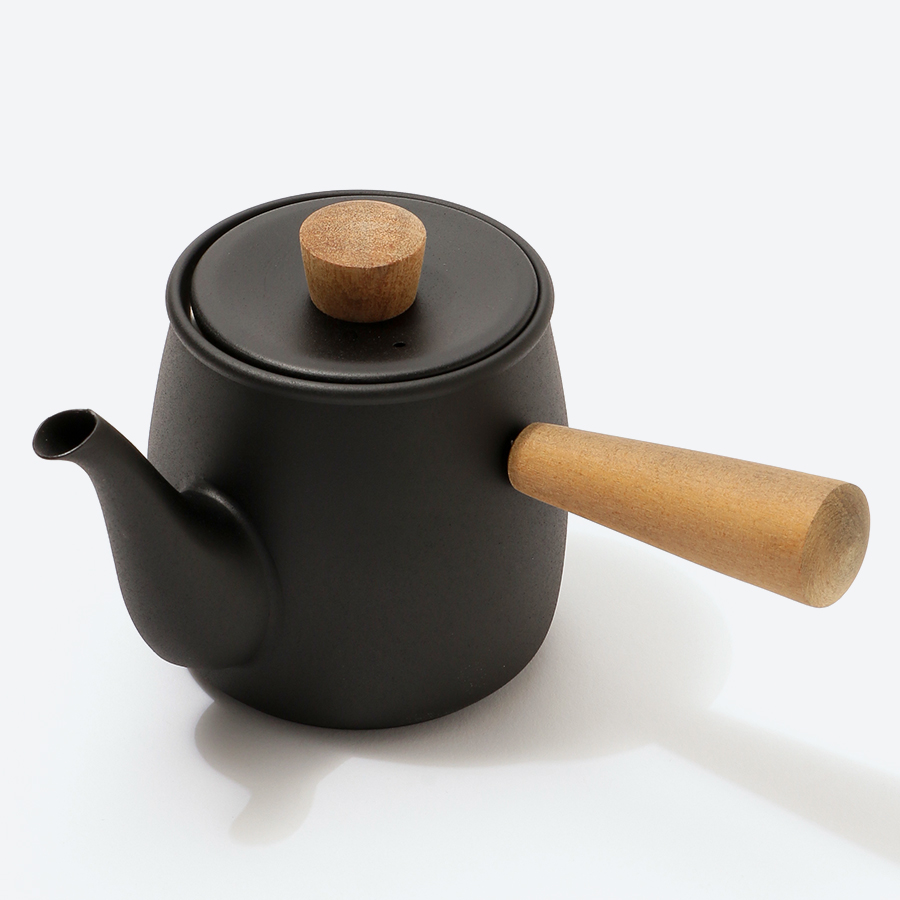 茶き 急須（小）茶こし付[くろいろ]