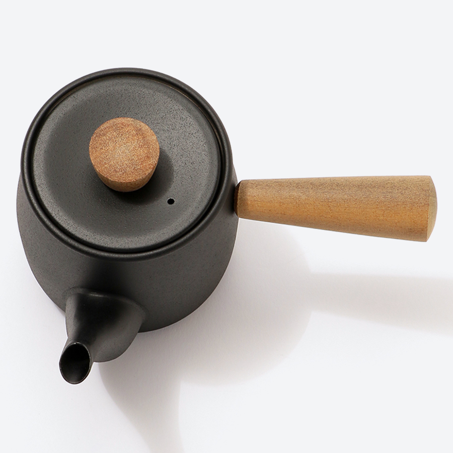 茶き 急須（小）茶こし付[くろいろ]