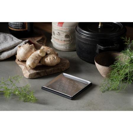 ＜ツボエの極上おろし金＞ツボエの極上おろし金 角皿-kakuzara-