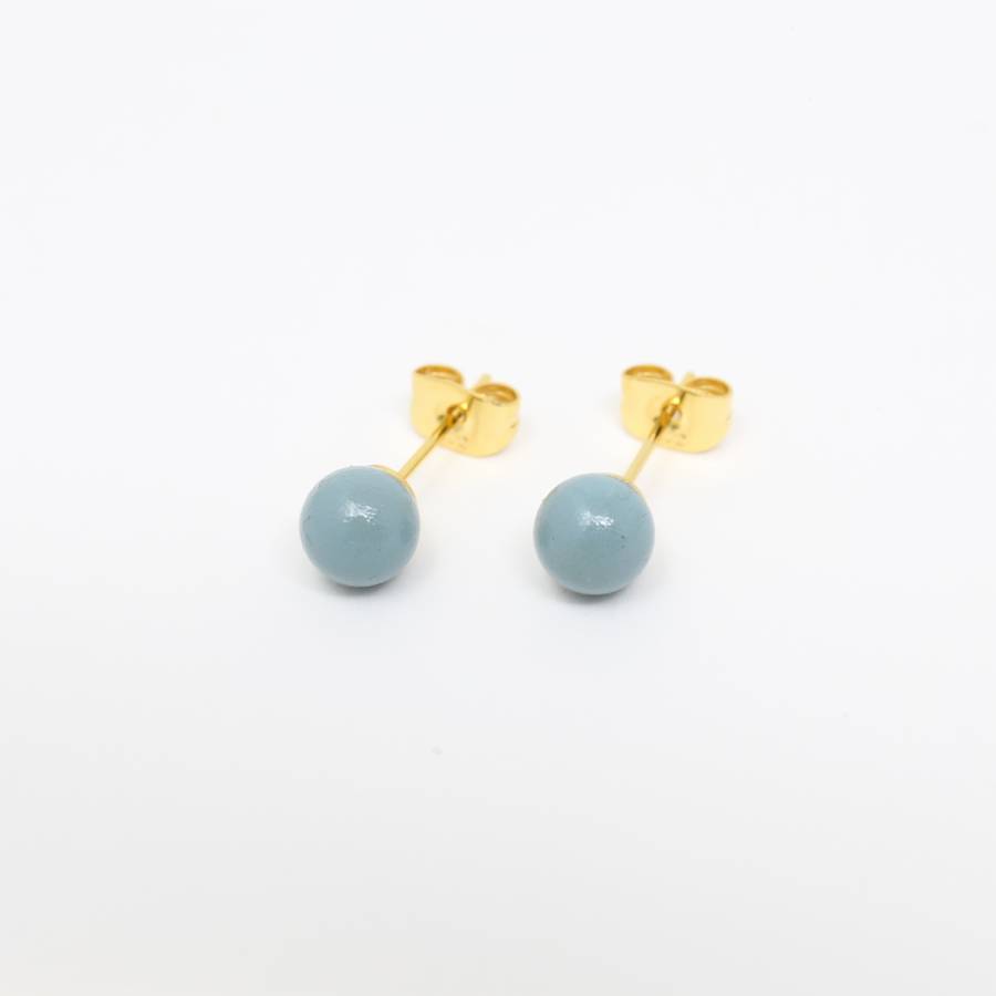 ＜ヌシヤ＞輪島でうまれた うるしのピアス　そら（水色）