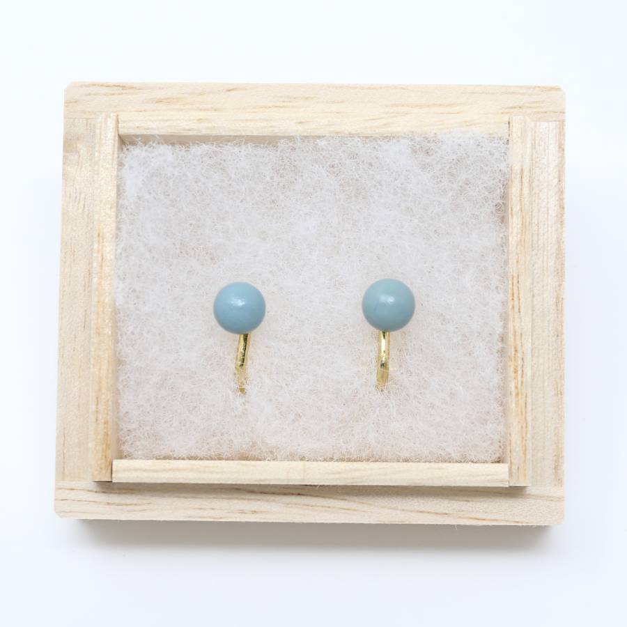 ＜ヌシヤ＞輪島でうまれた うるしのイヤリング　そら（水色）