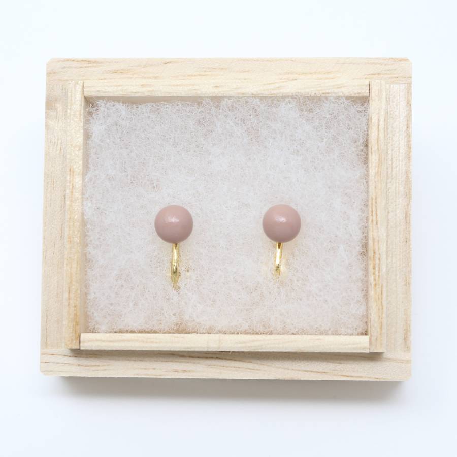 ＜ヌシヤ＞輪島でうまれた うるしのイヤリング　さくら（ピンク）