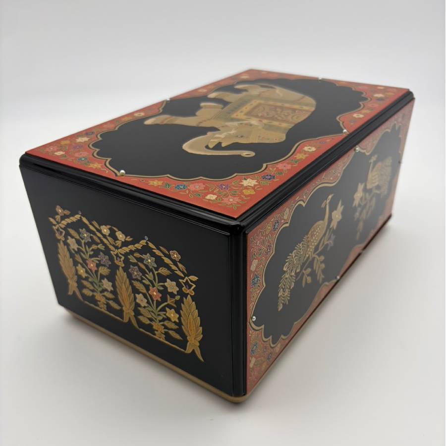 <中島忠平漆器店>飾り箱「聖獣文様」 1点限り