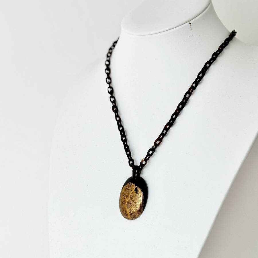 ＜うるしアートはりや＞柳蒔絵べっ甲ペンダント