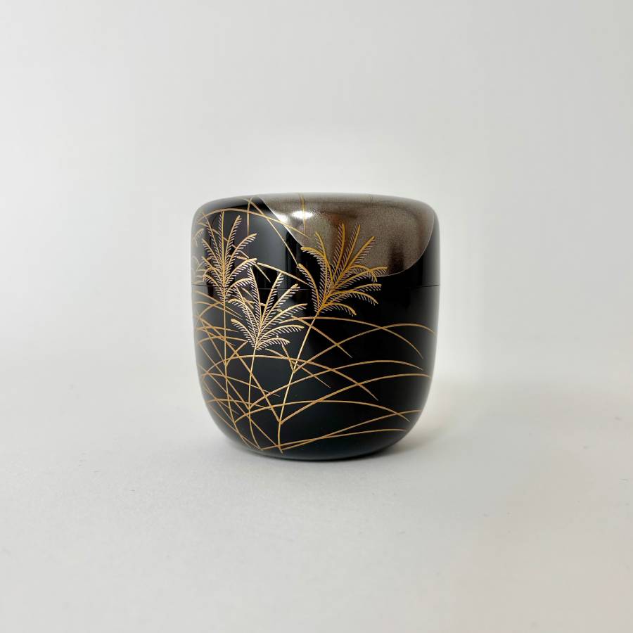 ＜うるしアートはりや＞薄に月蒔絵大棗