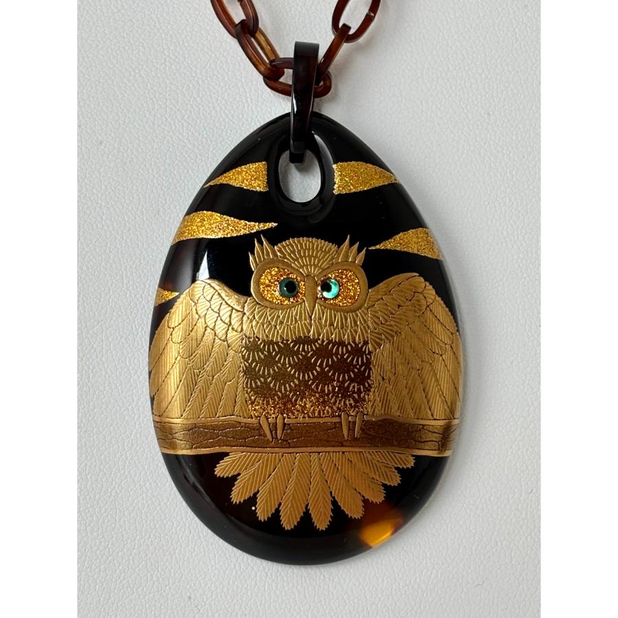 <うるしアートはりや>ふくろう蒔絵べっ甲ペンダント
