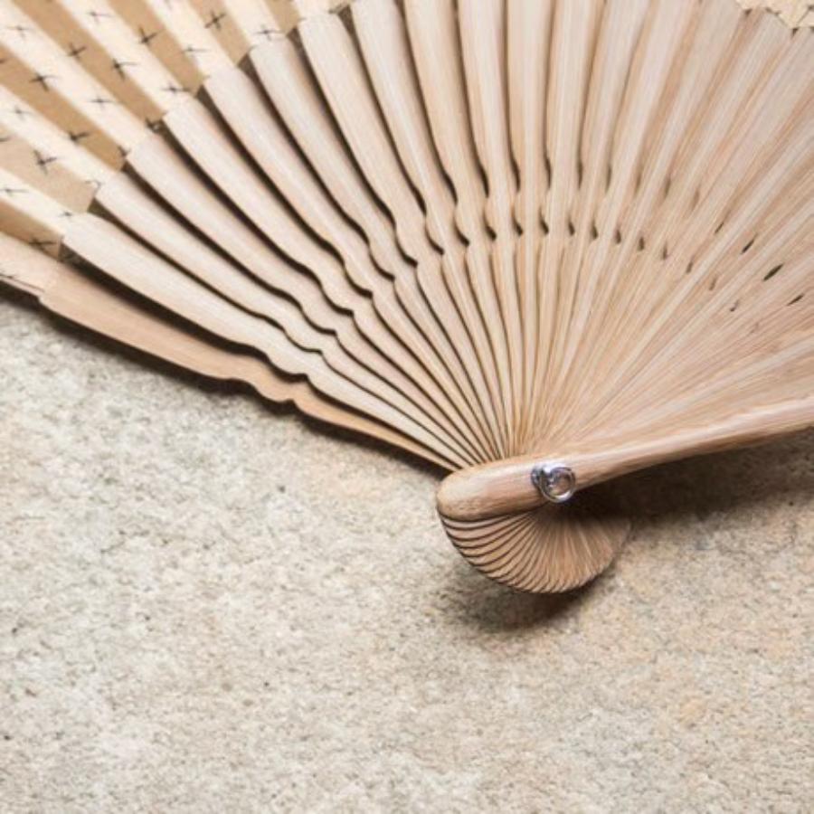 <能登上布 YAMAZAKI NOTOJOFU>扇子/ 十字絣 肌×1個