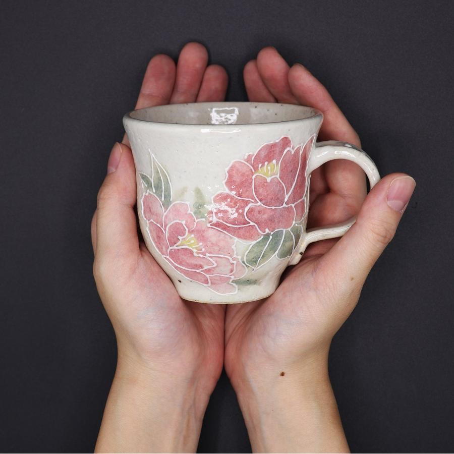 【新品未使用】九谷焼 カップ プレート ペア 花唐草 石川県 伝統工芸 新品未使用】九谷焼 カップ プレート ペア 花唐草 石川県 伝統工芸