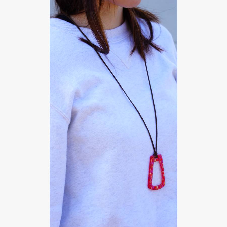 ＜KISSO＞ペンダントルーペ（LS4・マルチブラウン）