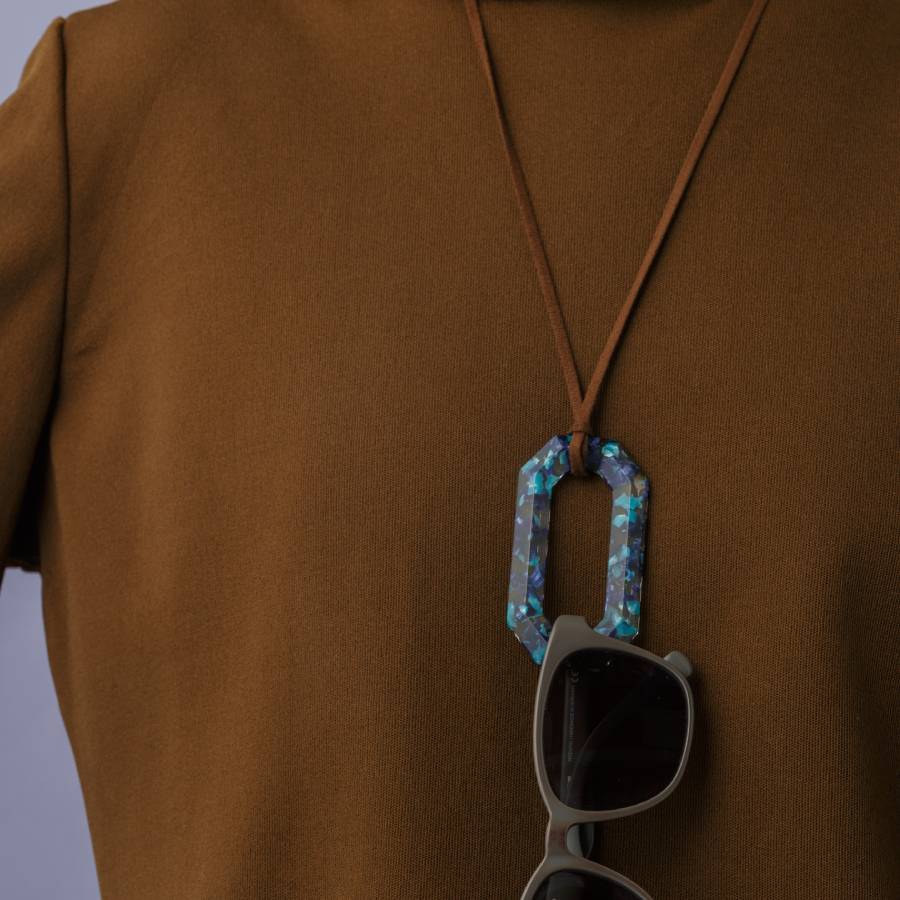 ＜KISSO＞ペンダント（Square・ブラックラデン）