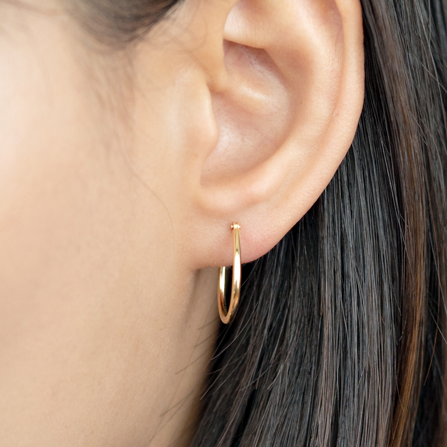＜ONOV　LUXE＞ピアス　Ariana　M　フープ　K18