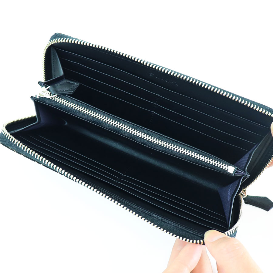 ＜印傳屋 上原勇七＞甲州印傳　印傳屋上原勇七　半周り束入れ　黒×白　福戌