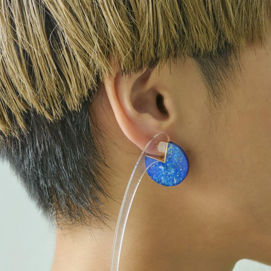 ＜januka/ヤヌカ＞SLICE EARRINGS LAPISLAZULI（ピアス）