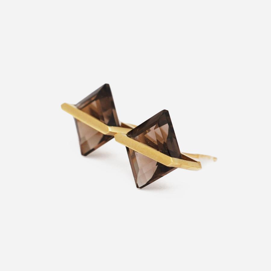 ＜januka/ヤヌカ＞BAND EARRINGS SMOKYQUARTZ（ピアス）