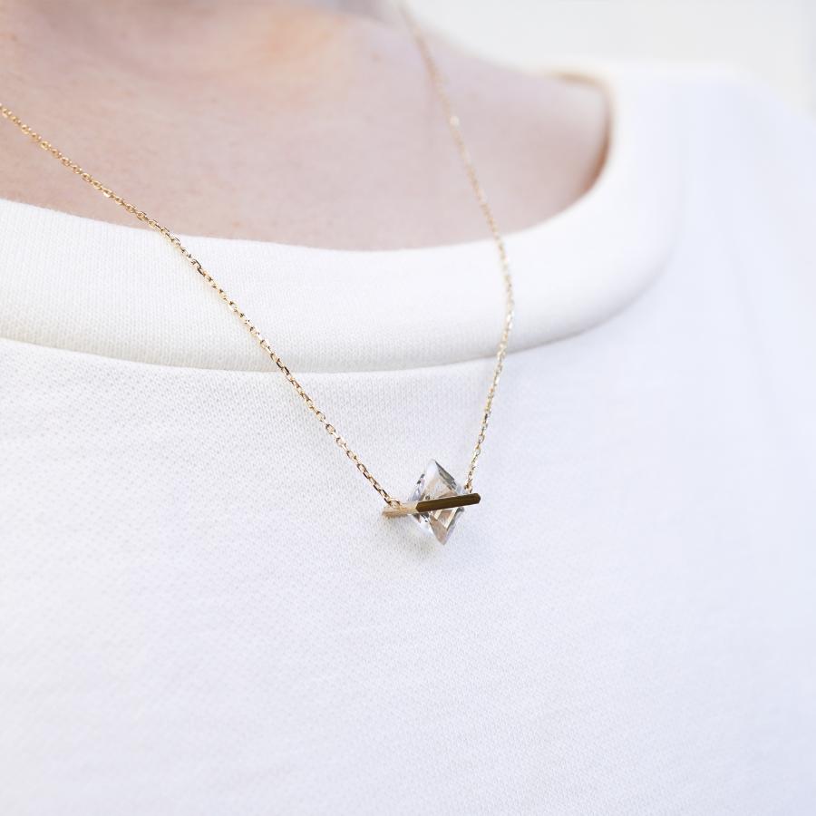 ＜januka/ヤヌカ＞BAND NECKLACE QUARTZ