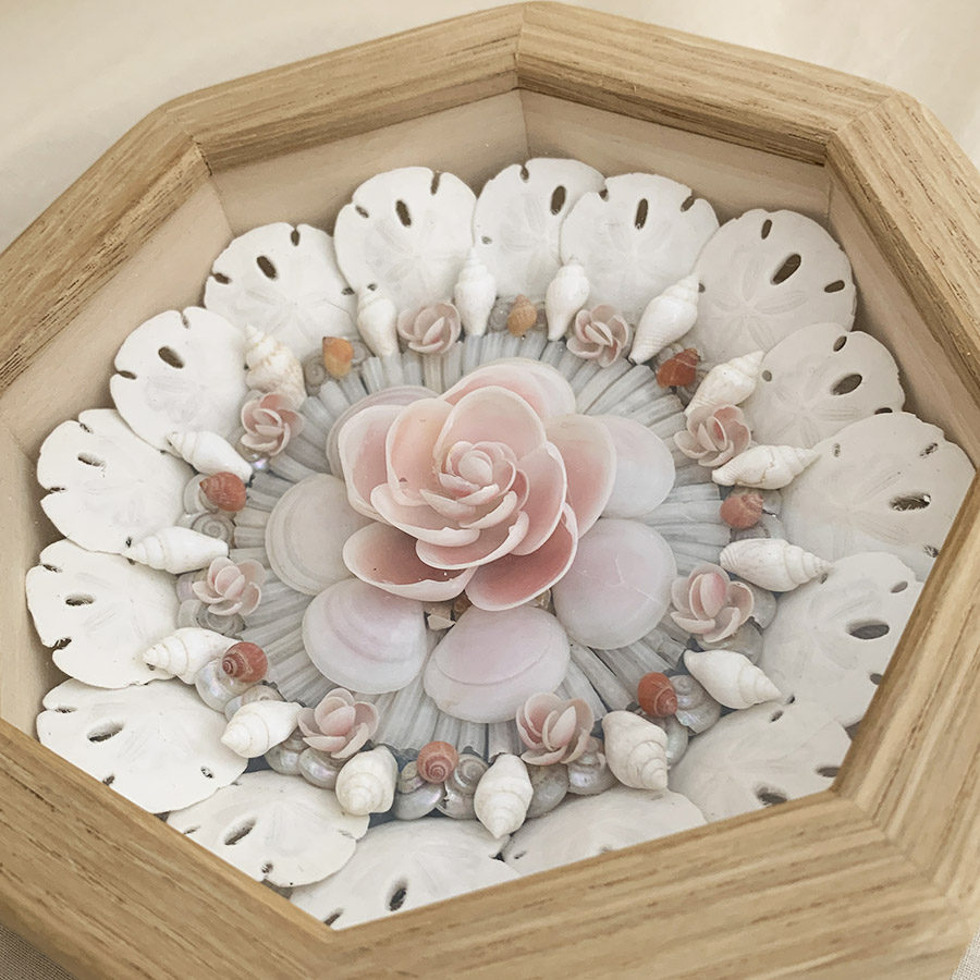 貝がらアート セーラーズバレンタイン 6インチ（約15cm）三越伊勢丹オリジナルデザイン「Flower Garden」