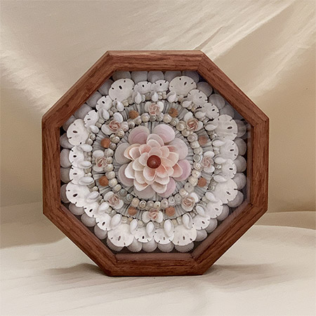 貝がらアート セーラーズバレンタイン 8インチ（約20cm） 三越伊勢丹オリジナルデザイン「Flower Garden」