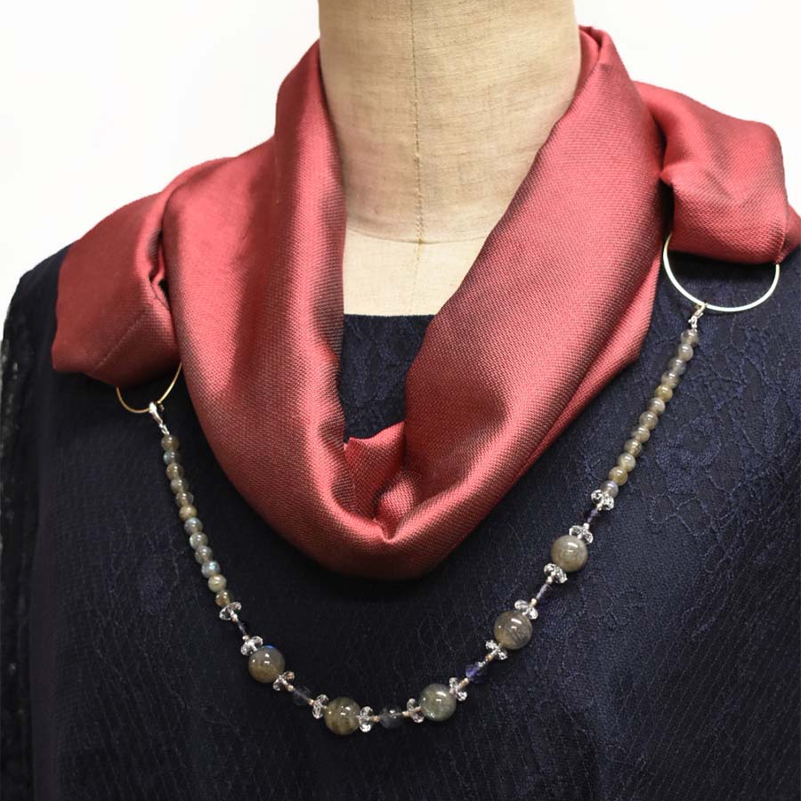 ＜muto-stole×土屋華章製作所×デザイナーAGI＞ジュエリーストール’21　ボルドー×ラブラドライト ～オール山梨 異色コラボ～