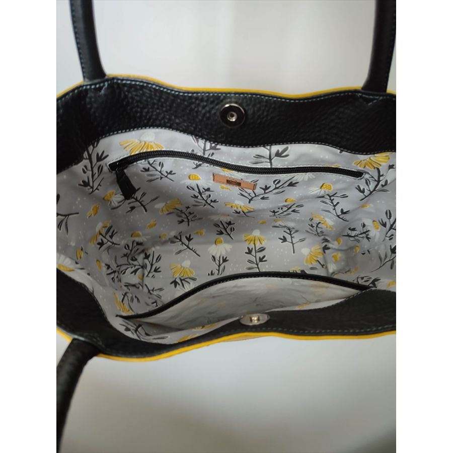 ＜鞄工房　香＞レザーショルダーバッグ　猫