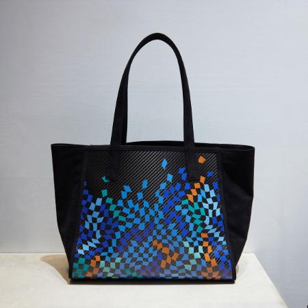 ＜hide k 1896＞MINIMAL TOTE BAG large with MIKIO ART (CARBON FIBER)